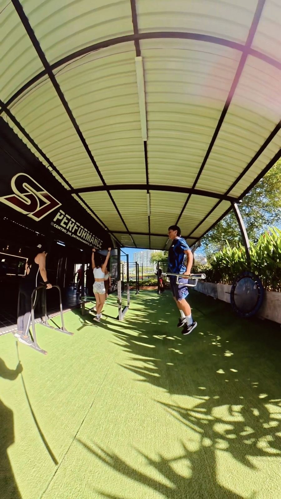 Cliente de S7 entrenando en el gimnasio